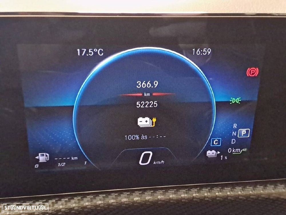 Mercedes-Benz CLA 250 e Shooting Brake AMG Line - 12