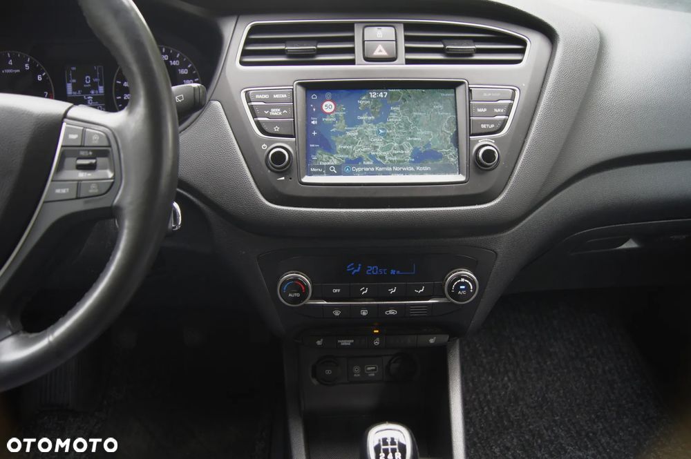 Hyundai i20 blue 1.2 YES!+ - 17