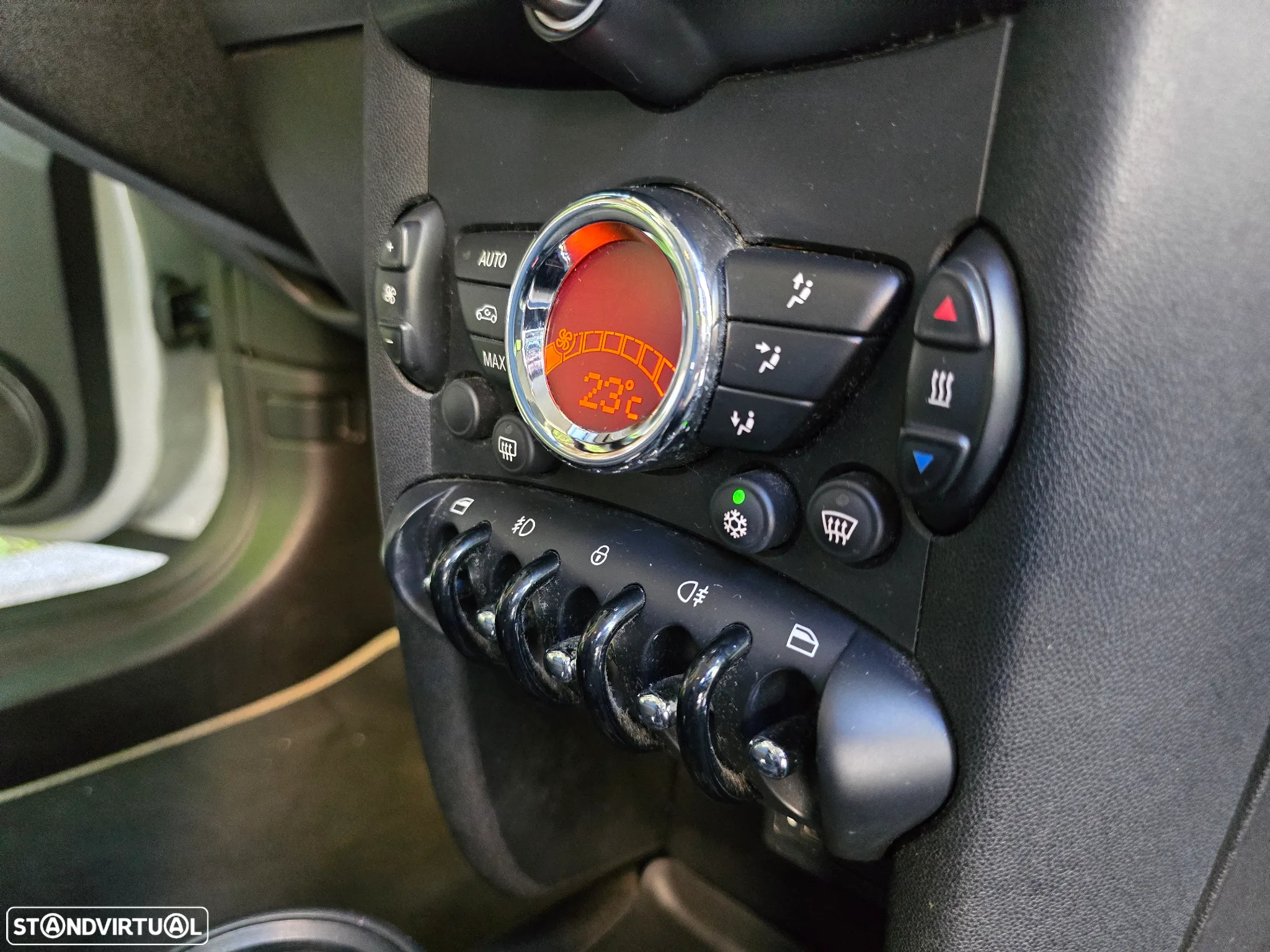 MINI Clubman Cooper D - 16
