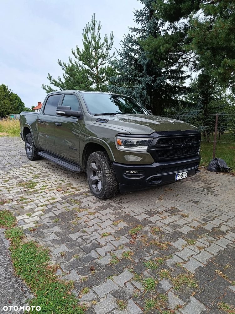 Dodge RAM 5.7 4x4 - 1