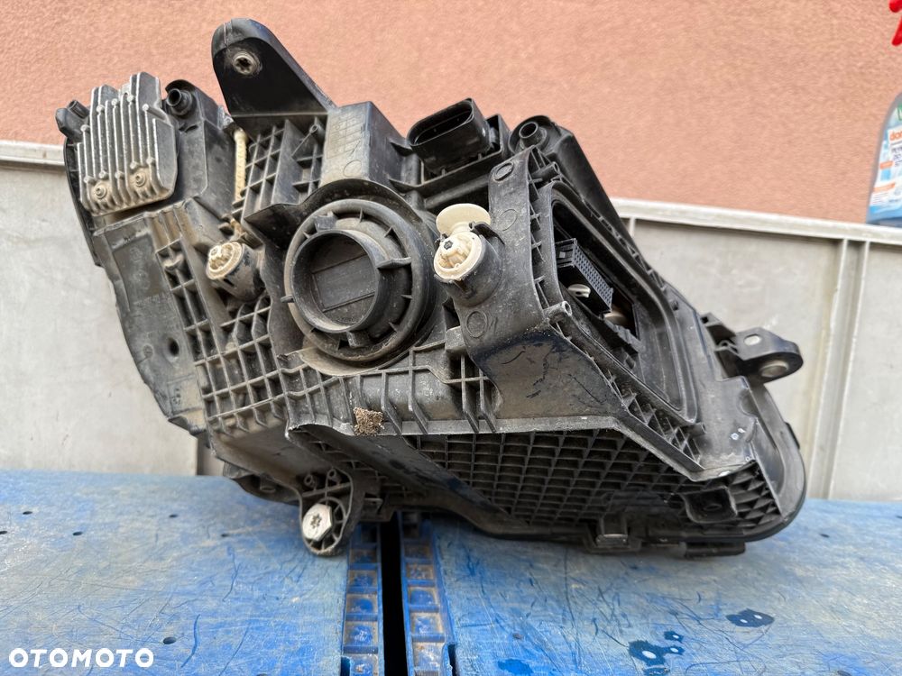 Lampa przednia MERCEDES C KLASA W205 LIFT PERFORMANCE LEWA EUROPA ORYGINAL - 3