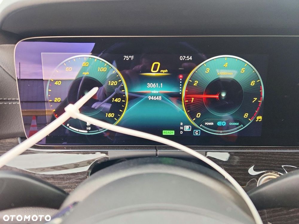 Mercedes-Benz CLS - 10