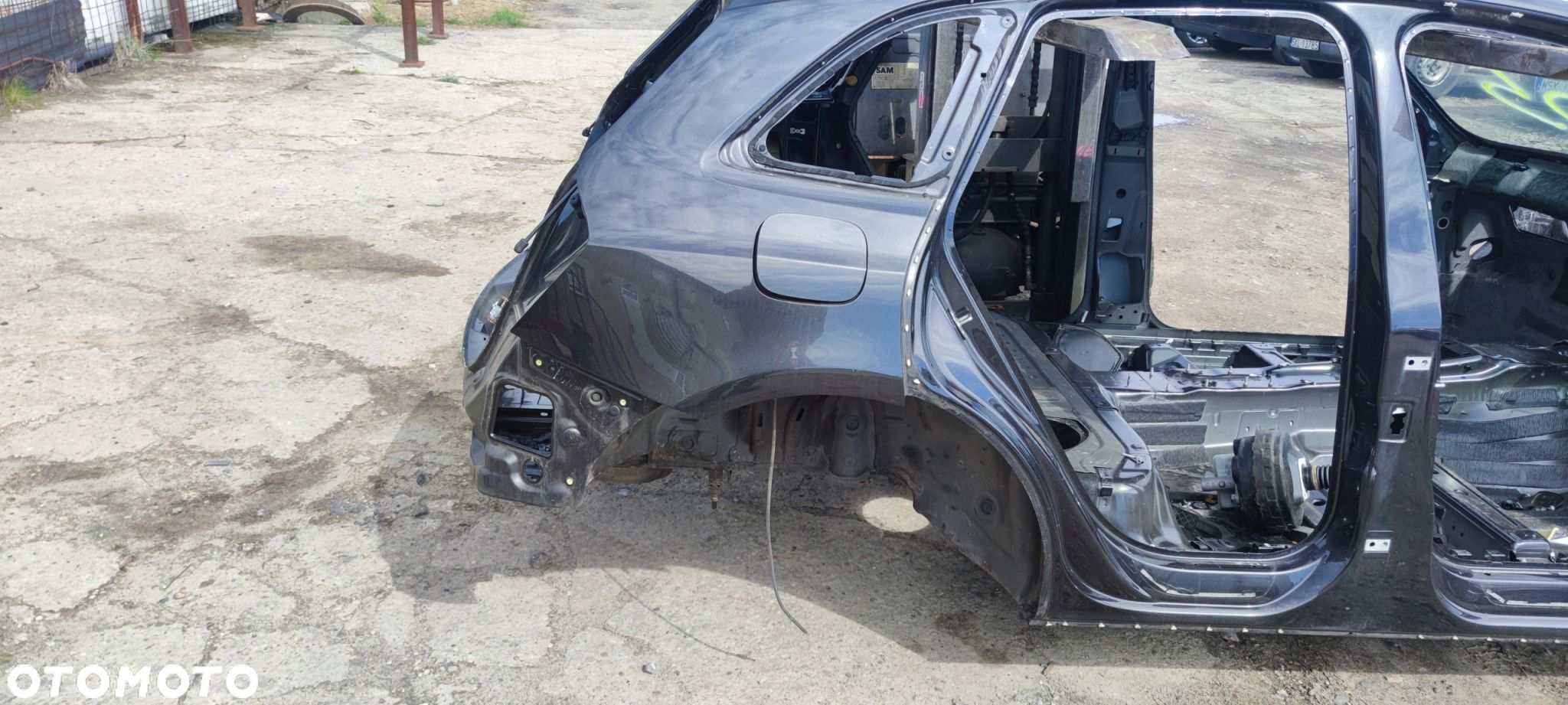 ĆWIARTKA BŁOTNIK PRÓG PRAWY TYŁ AUDI Q5 8R LZ7L - 1