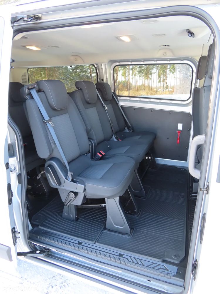 Ford Transit CUSTOM 2.0 TDCi 130 Km L2 Limited Edition W Najbogatszej Wersji Wyposażenia TREND L2H1 LONG Blaszak Furgon 9-Cio Osobowy Stan Jak NOWY POLECAM - 16