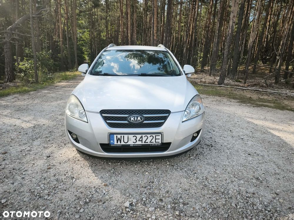 Kia Ceed - 6