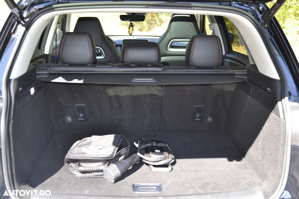 MG EHS 1.5T-GDI PHEV Luxury - 12