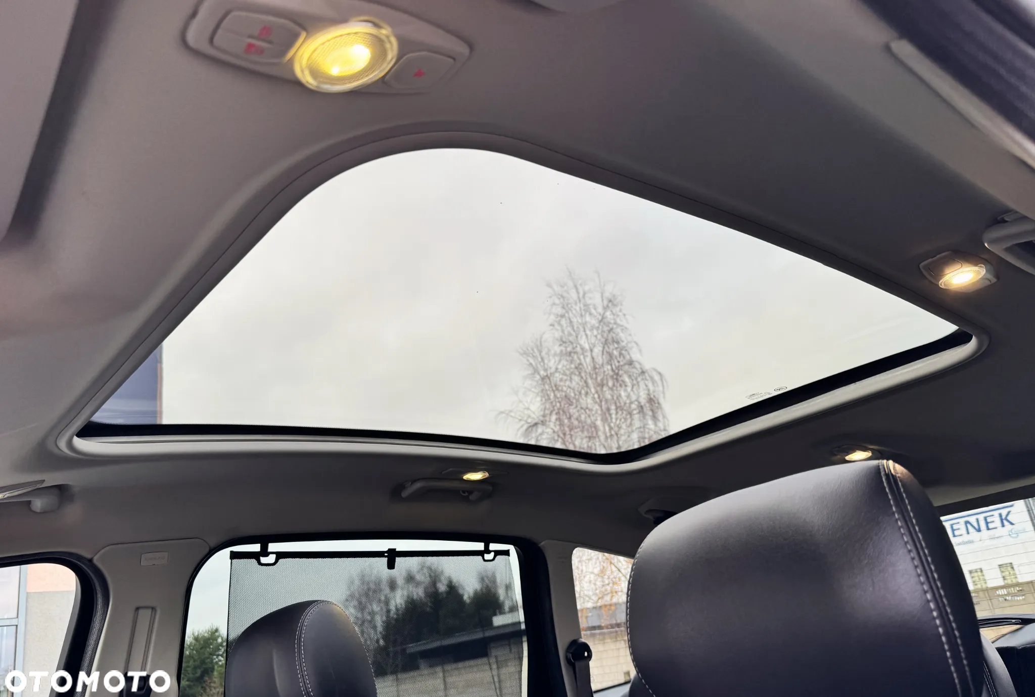 Ford S-Max 2.0 EcoBoost Titanium - 30
