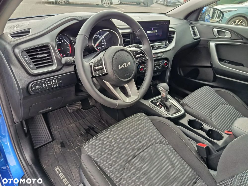 Kia Ceed 1.5 T-GDI M DCT - 10