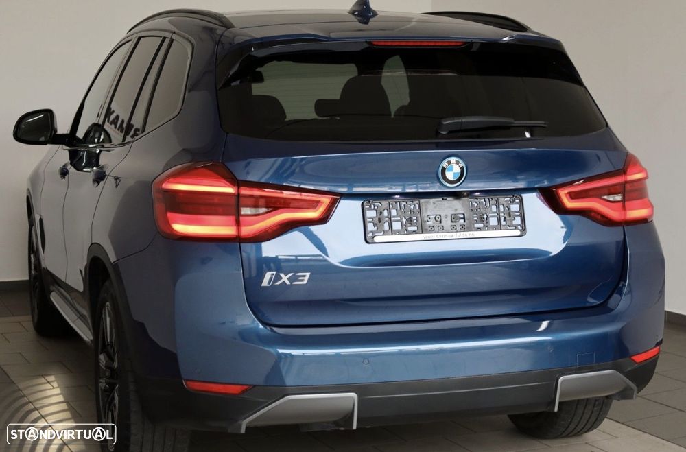BMW iX3 Inspiring - 3