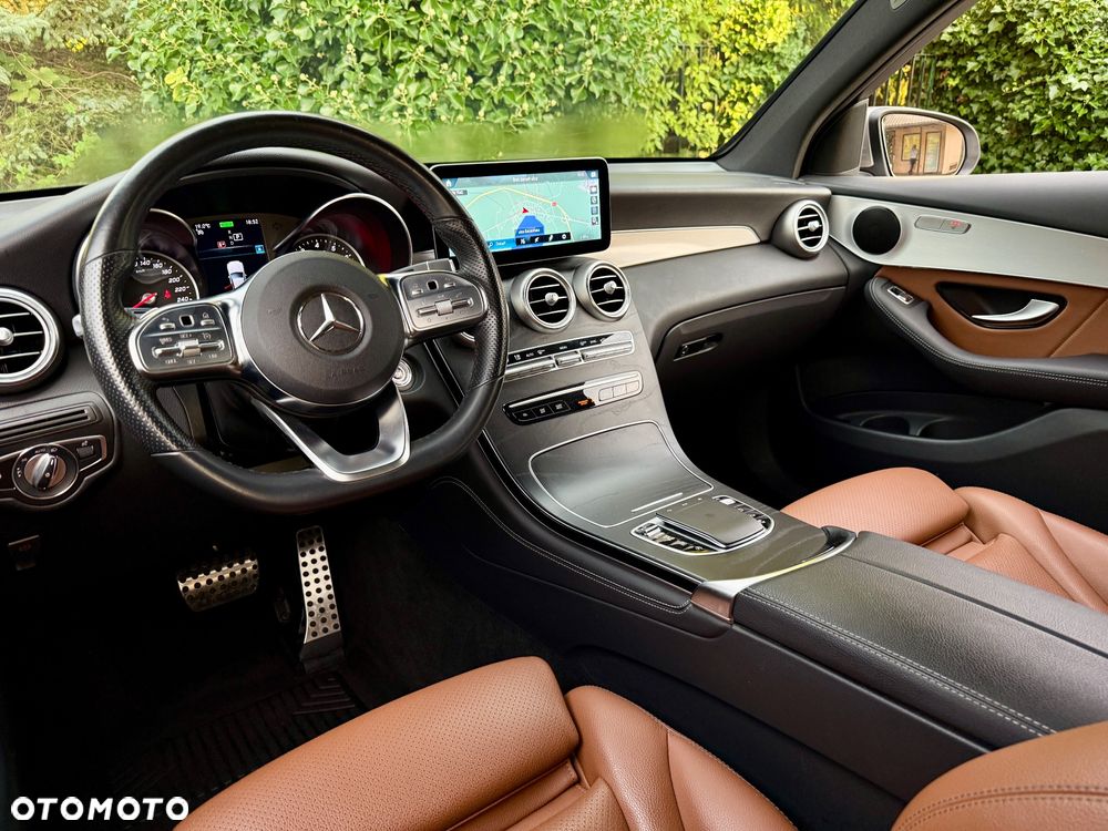 Mercedes-Benz GLC 200 4Matic 9G-TRONIC AMG Line Plus - 7
