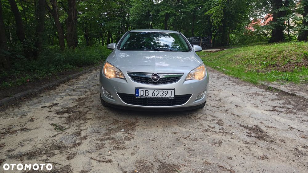 Opel Astra 1.4 T Cosmo - 2