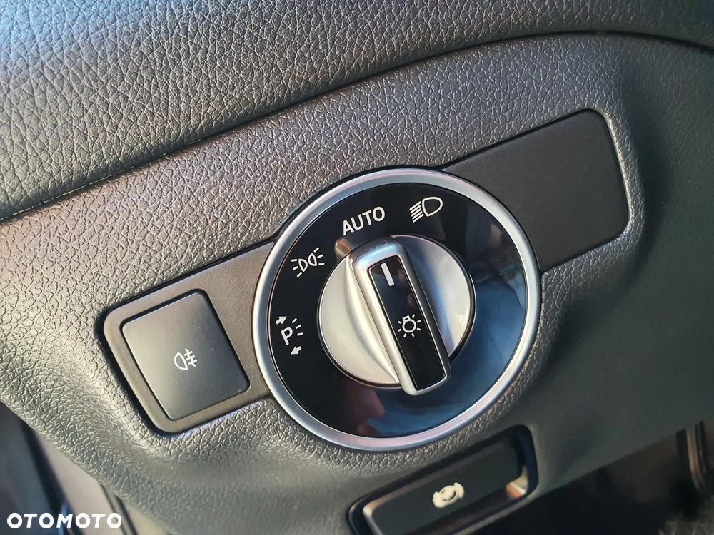 Mercedes-Benz GLA 200 d 7G-DCT Activity Edition - 20