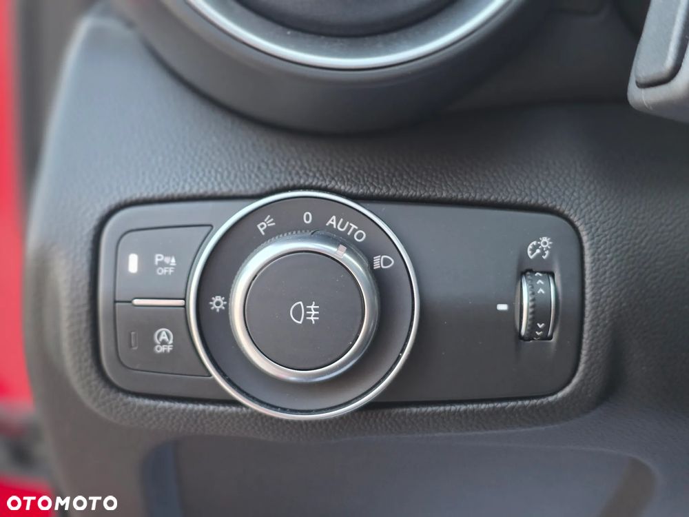 Alfa Romeo Giulia 2.0 Turbo Tributo Italiano Q4 - 29