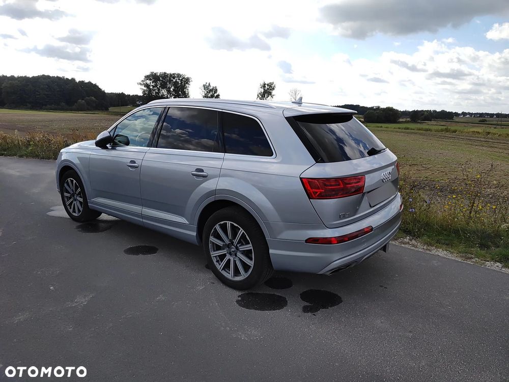 Audi Q7 2018 photo 5