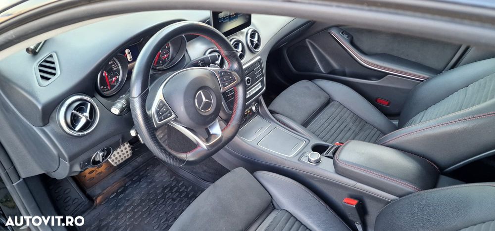 Mercedes-Benz CLA 200 d 4MATIC Aut. - 12