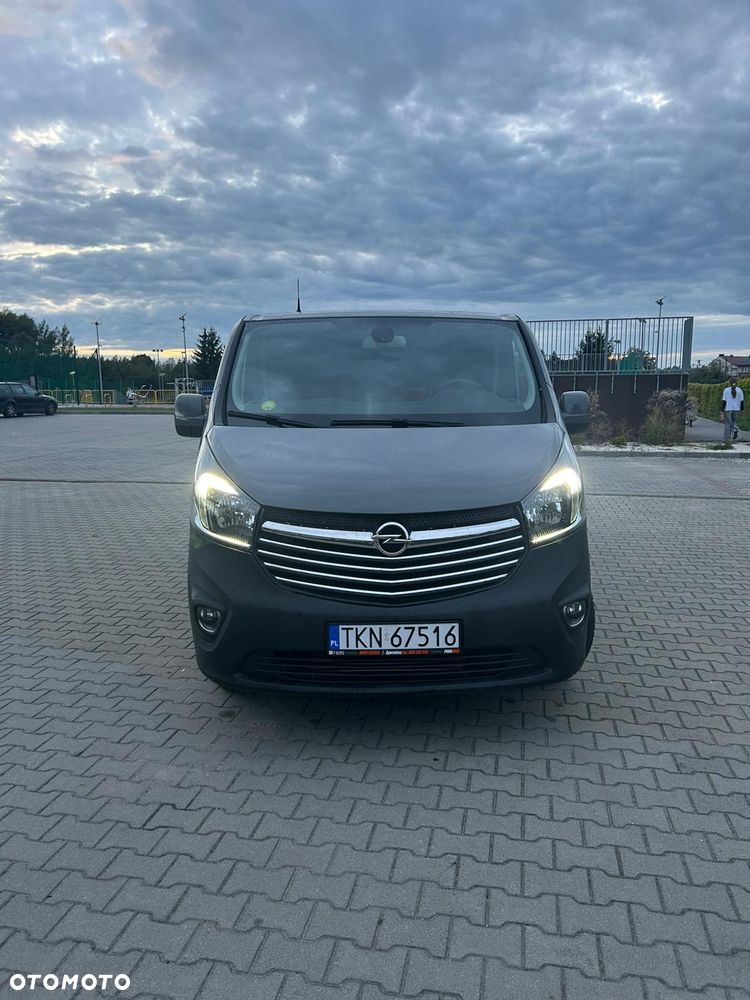 Opel Vivaro - 22