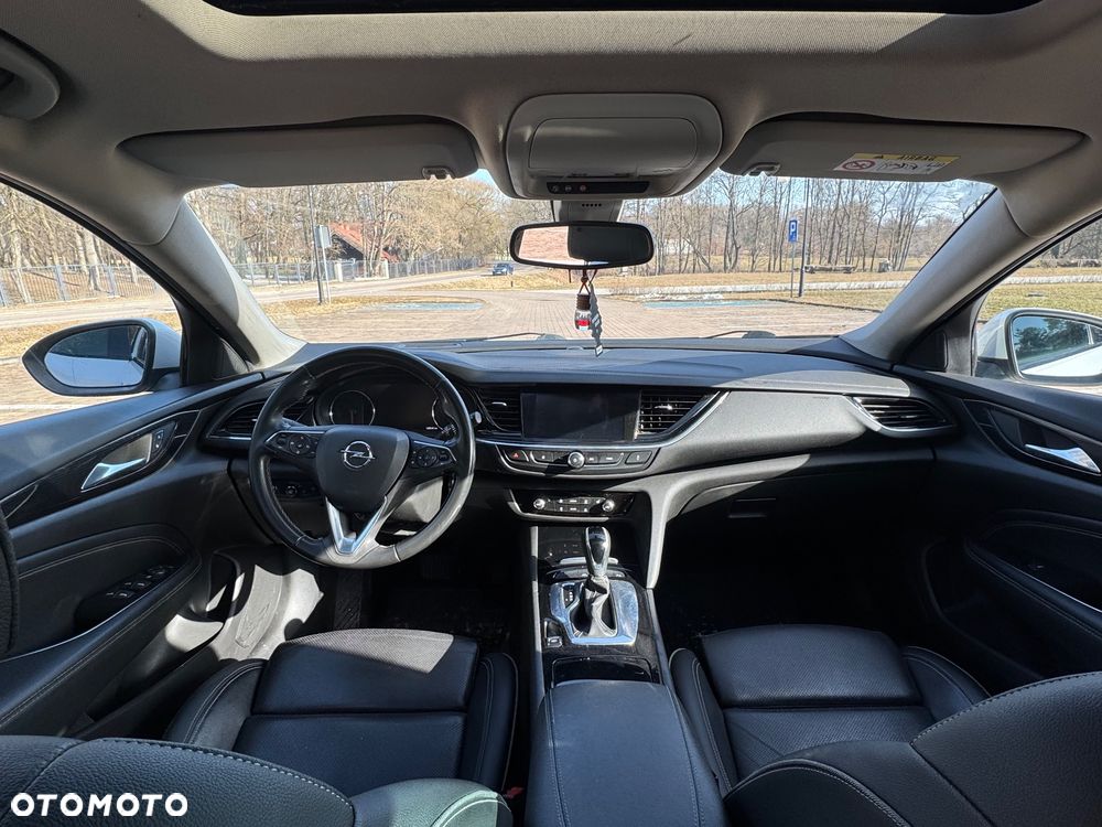 Opel Insignia 1.5 T Exclusive S&S - 9