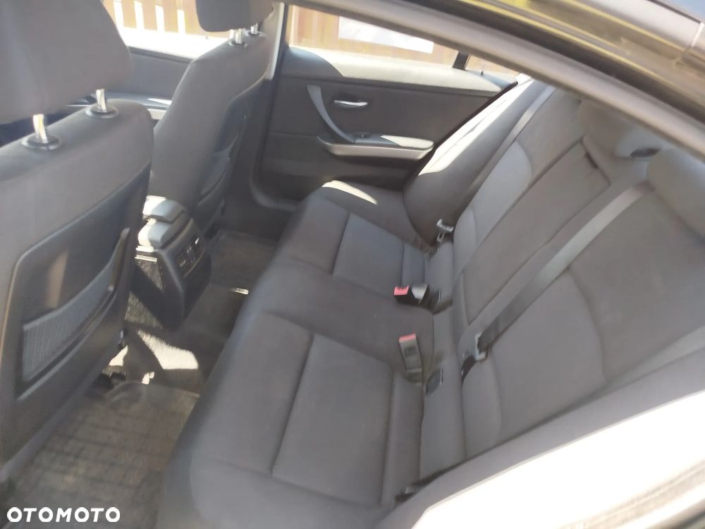 BMW Seria 3 320d - 9