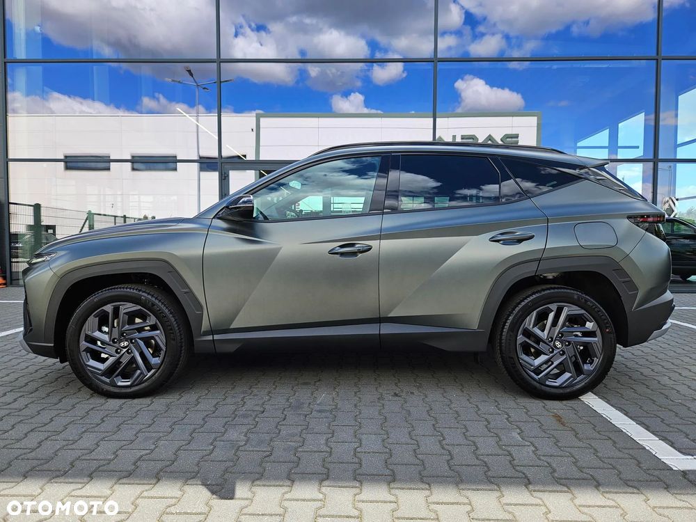 Hyundai Tucson 1.6 T-GDi HEV Smart Black 2WD - 6