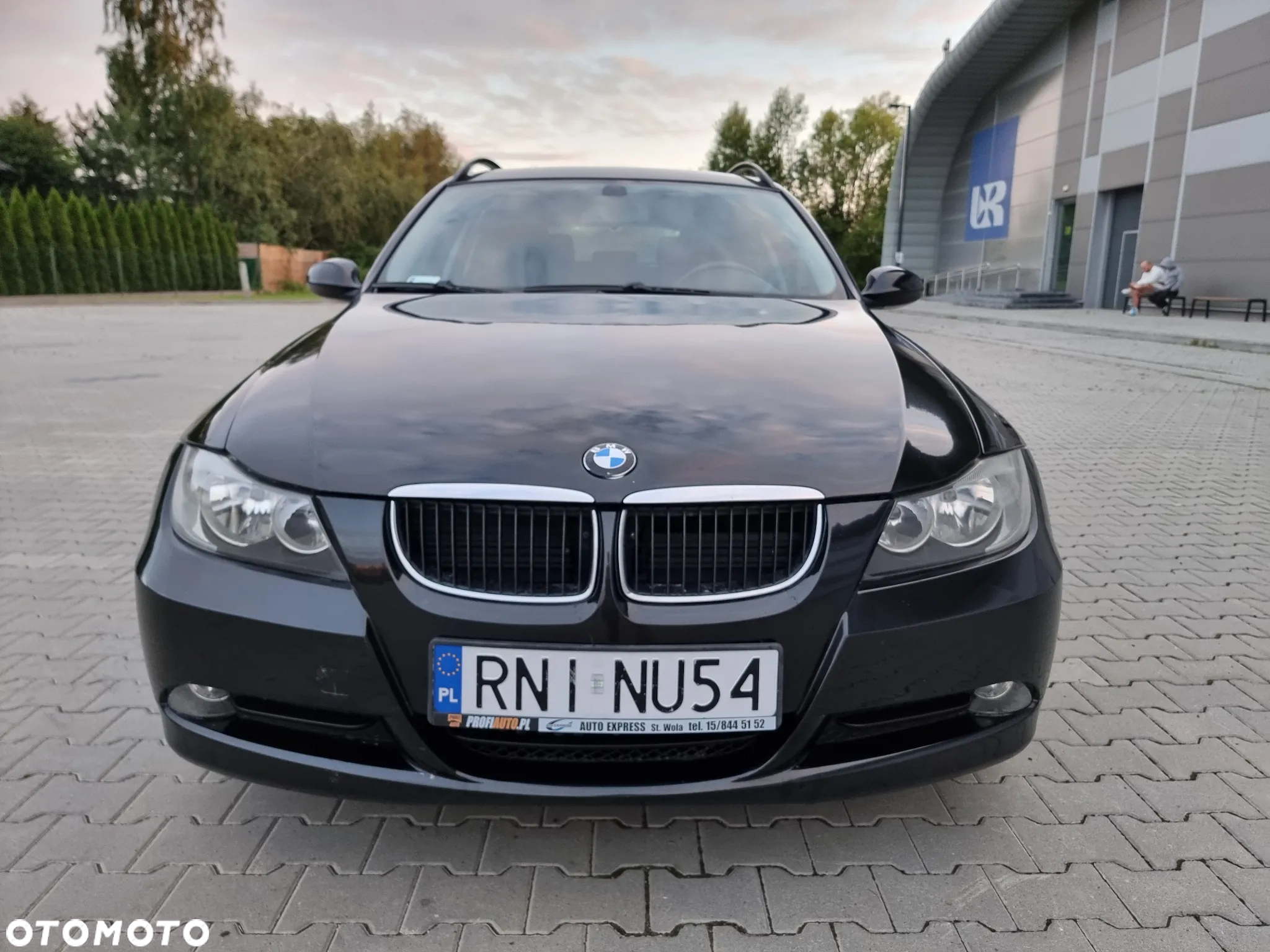BMW Seria 3 320d DPF Touring - 3