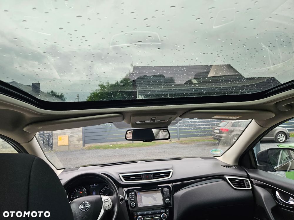 Nissan Qashqai 1.2 DIG-T N-Connecta EU6 - 13