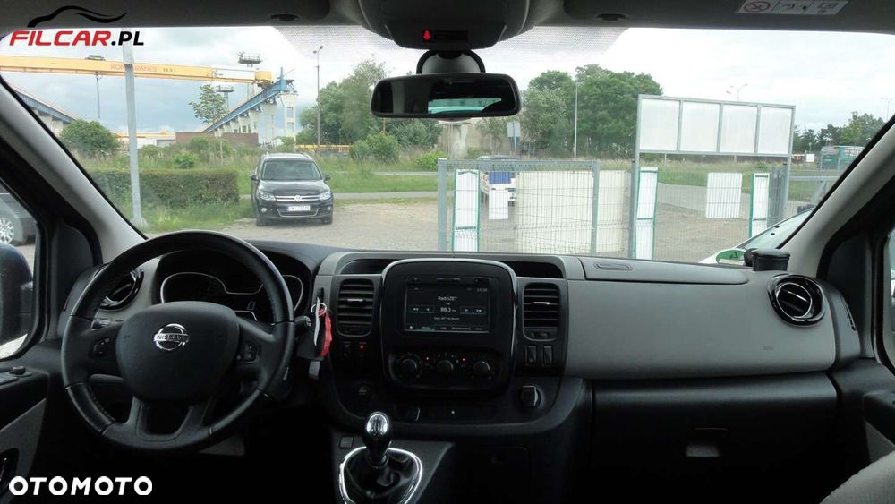 Nissan NV300 - 12