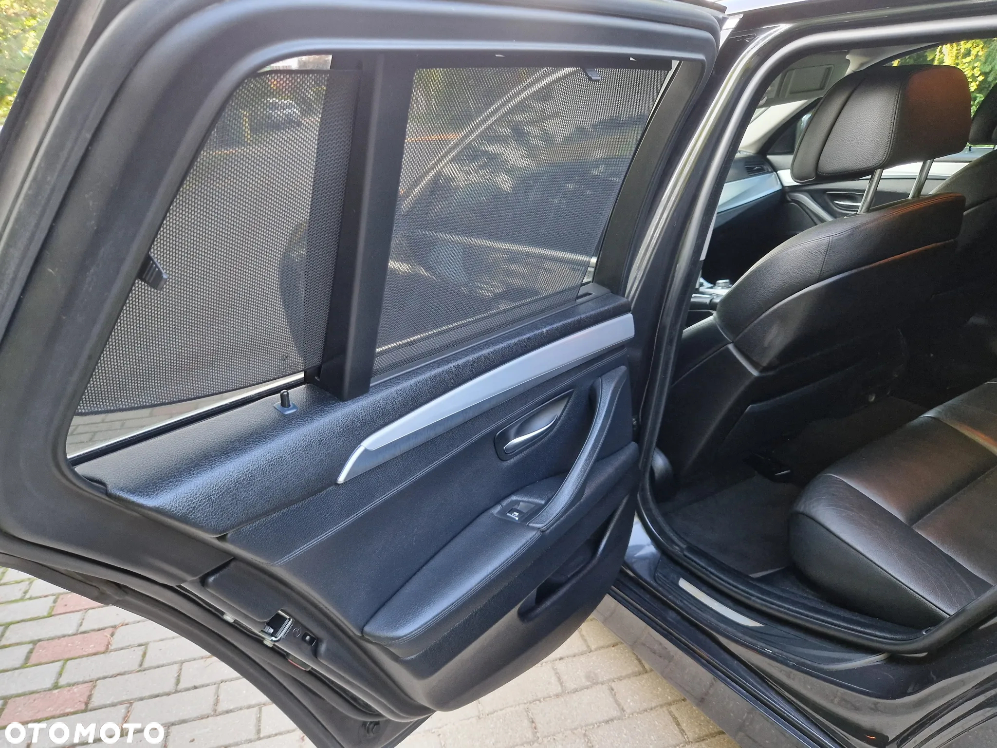 BMW Seria 5 525d xDrive - 30