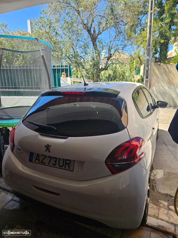 Peugeot 208 BlueHDi 100 Allure - 5