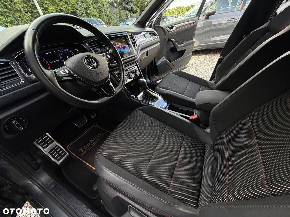 Volkswagen T-Roc - 18