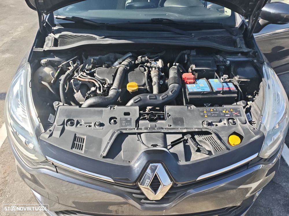 Renault Clio Sport Tourer Energy dCi 90 EDC Intens - 12