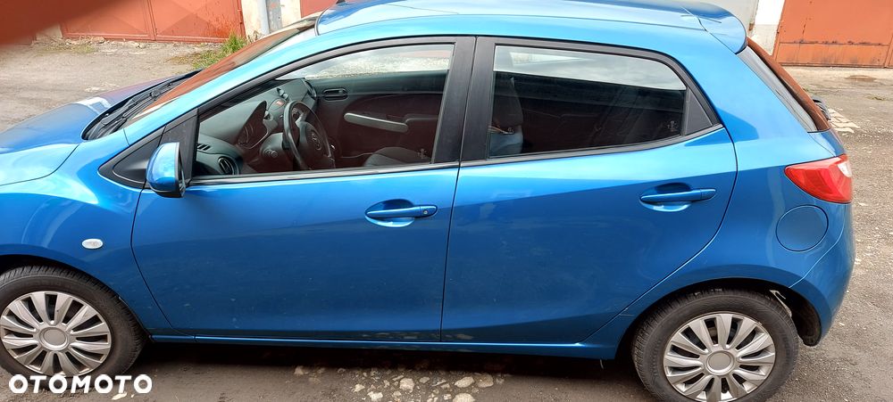 Mazda 2 - 7
