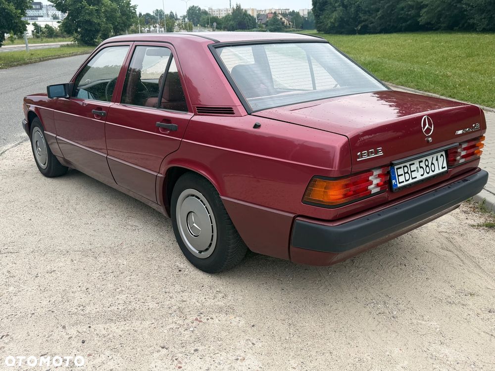 Mercedes-Benz W201 (190) - 7