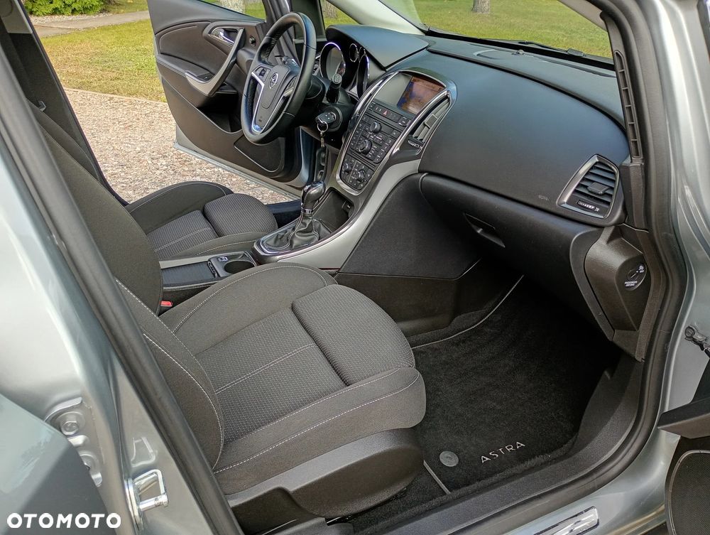 Opel Astra - 20