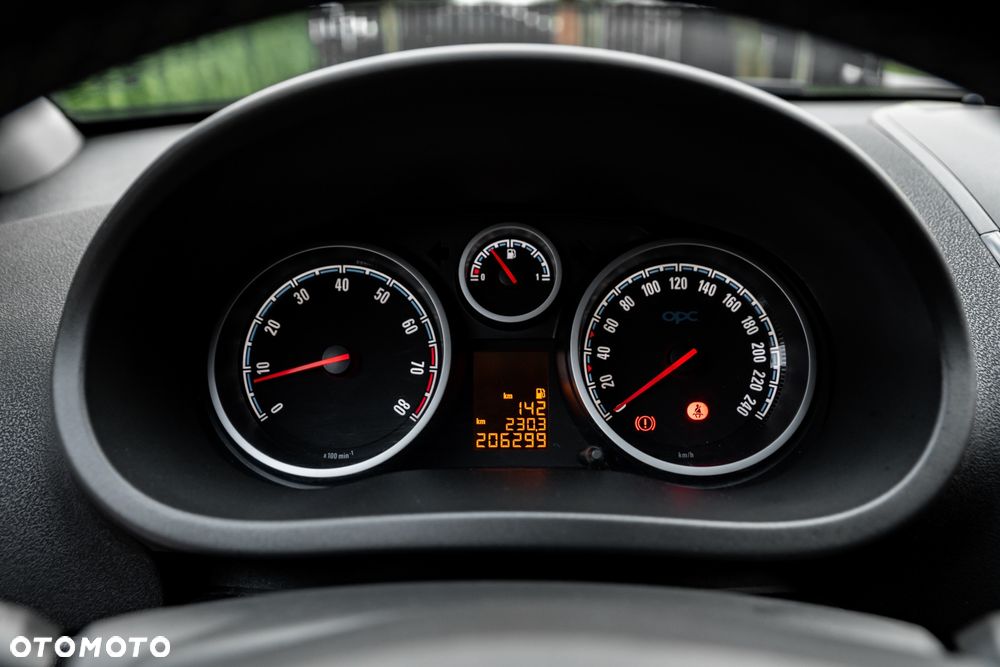 Opel Corsa 1.6T OPC - 19