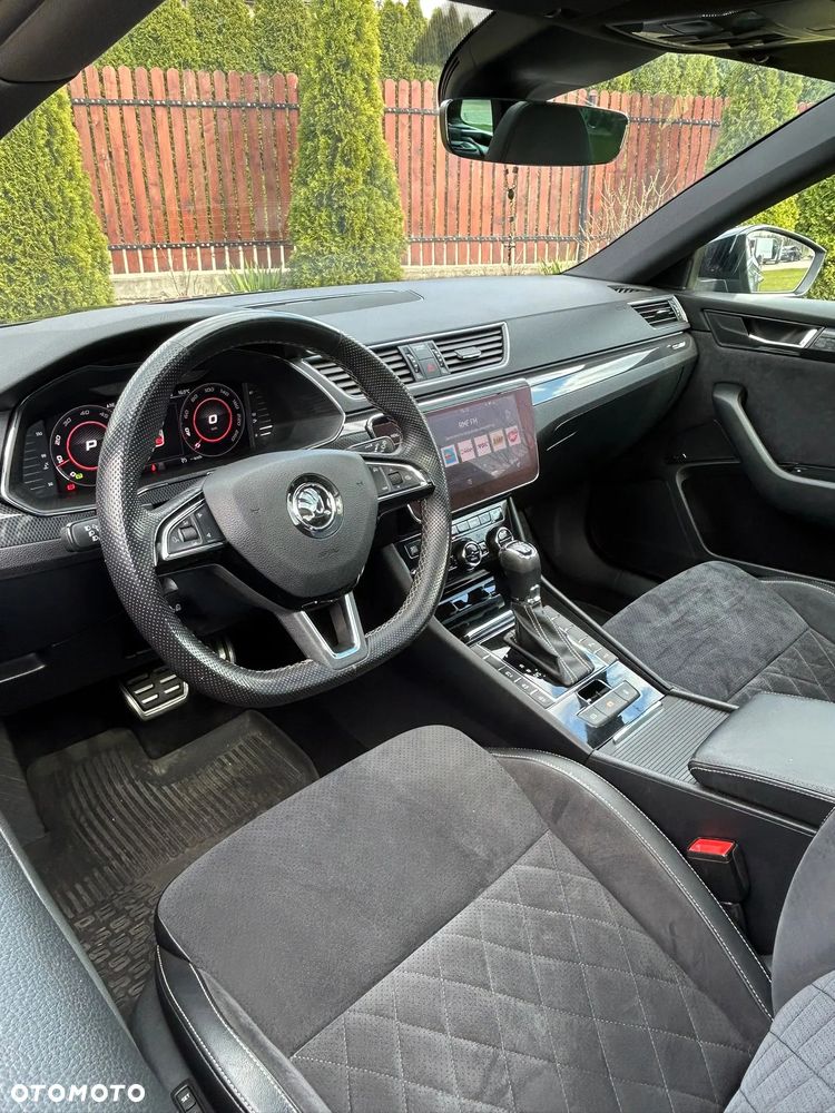 Skoda Superb 2.0 TDI 4x4 Sportline DSG - 8