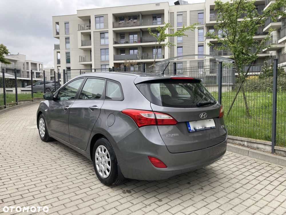 Hyundai i30 1.4 CRDi Classic - 3