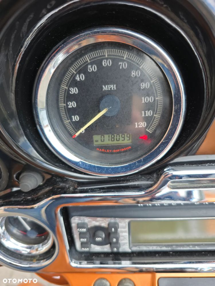 Harley-Davidson FLHTCU Ultra - 7
