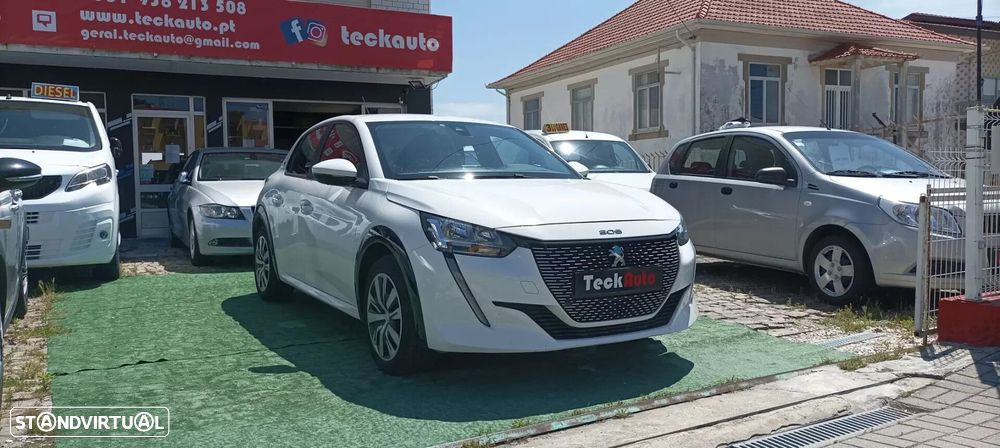Peugeot e-208 - 1