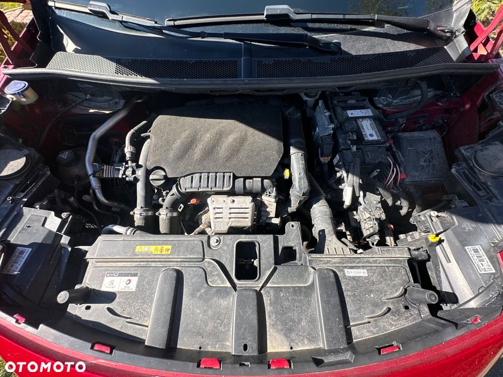 Peugeot 3008 PureTech 130 Stop & Start GPF EAT8 Allure - 5