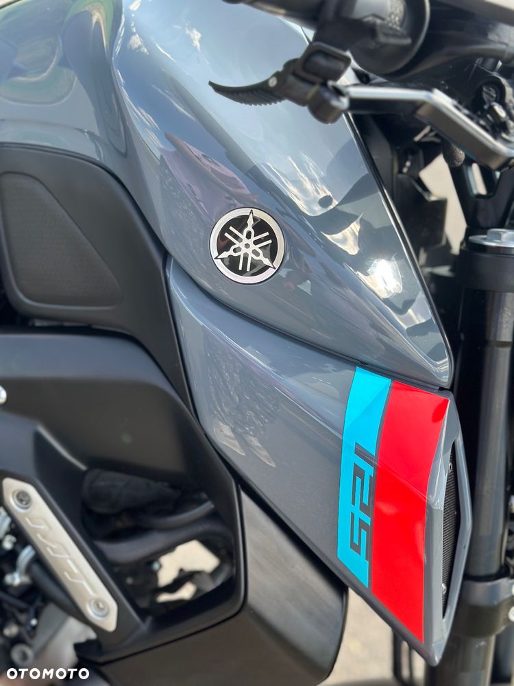 Yamaha MT - 5