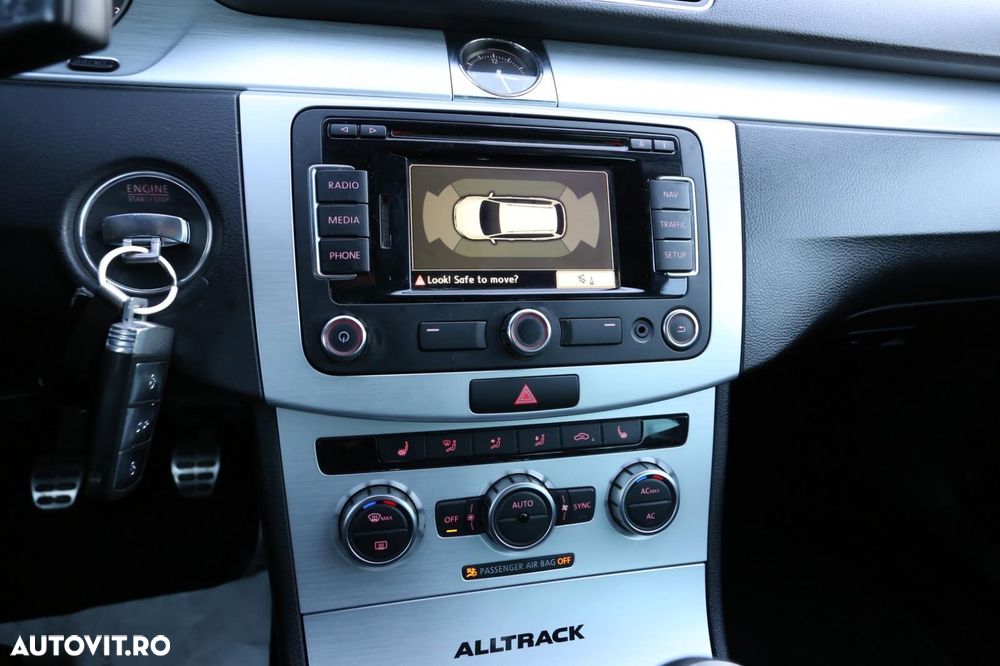 Volkswagen Passat Alltrack - 23