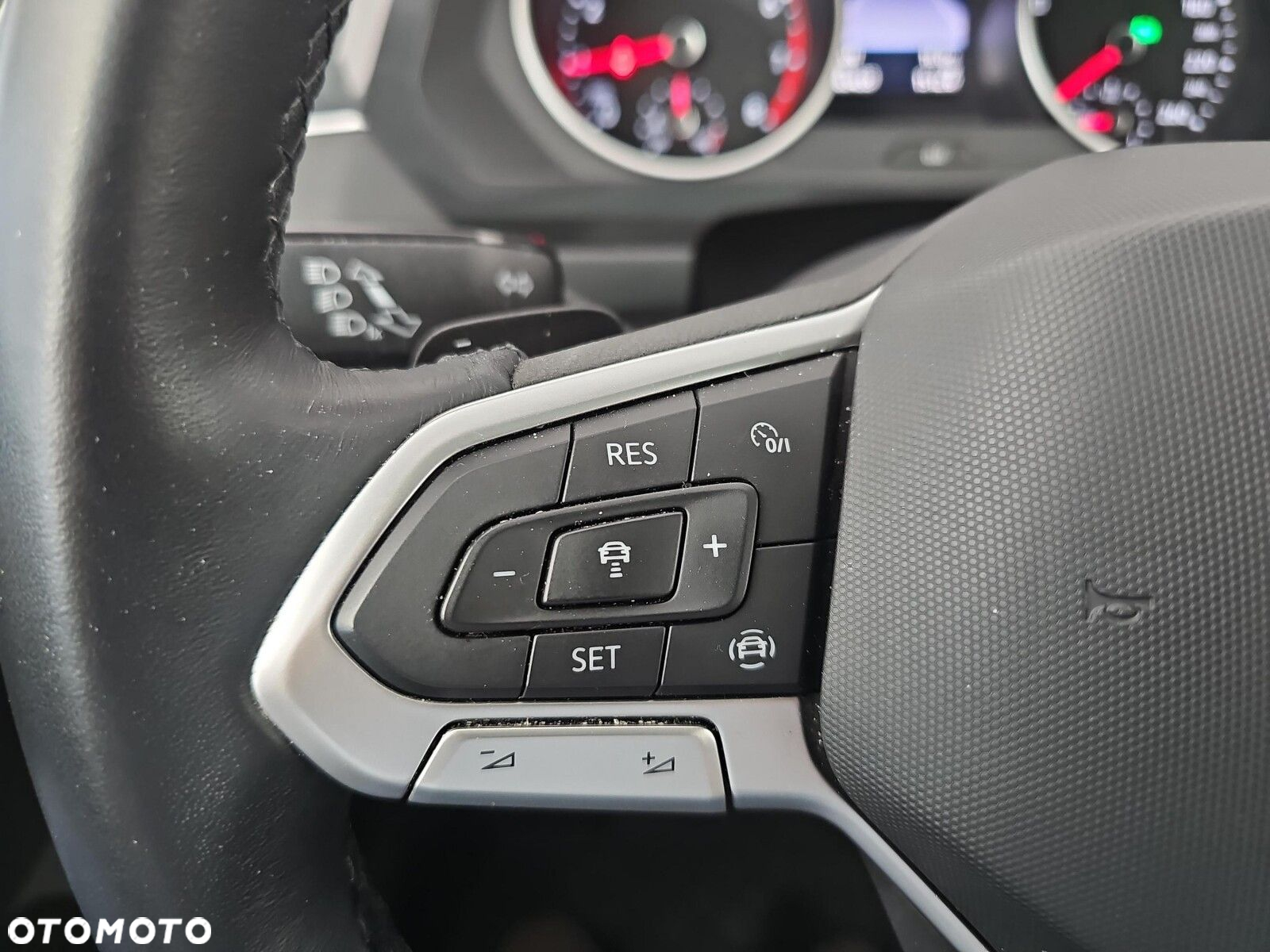 Volkswagen Tiguan - 15