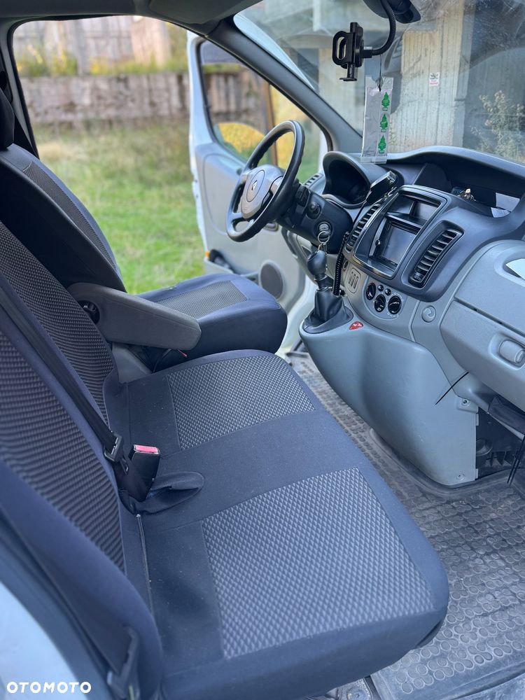 Renault Trafic - 11