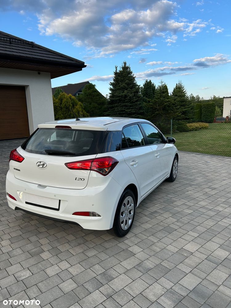 Hyundai i20 - 10