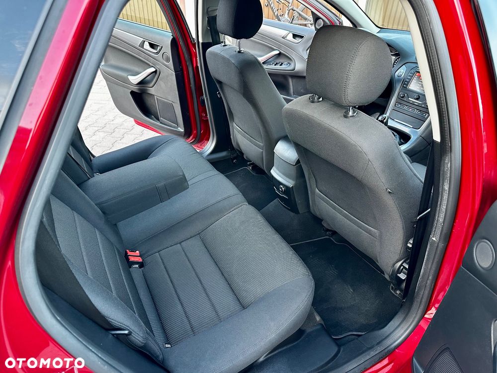 Ford Mondeo 2.0 TDCi Titanium X - 29