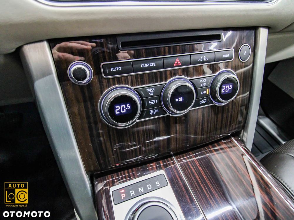 Land Rover Range Rover 4.4SD V8 Vogue - 28