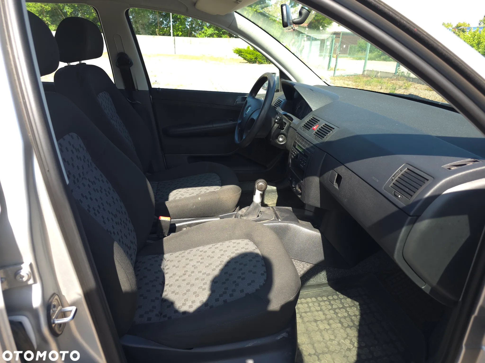 Skoda Fabia 1.2 HTP Ice Classic + - 13