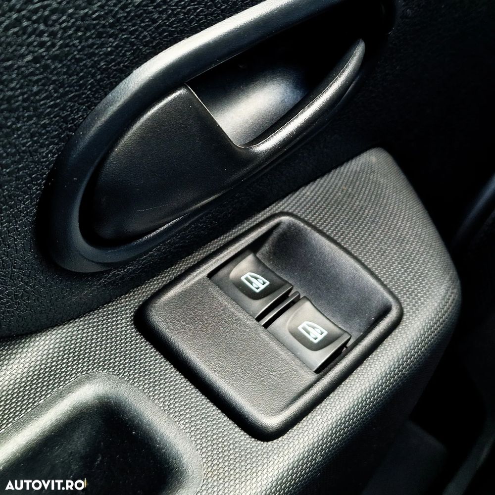 Dacia Sandero 0.9 TCe SL PLUS - 19