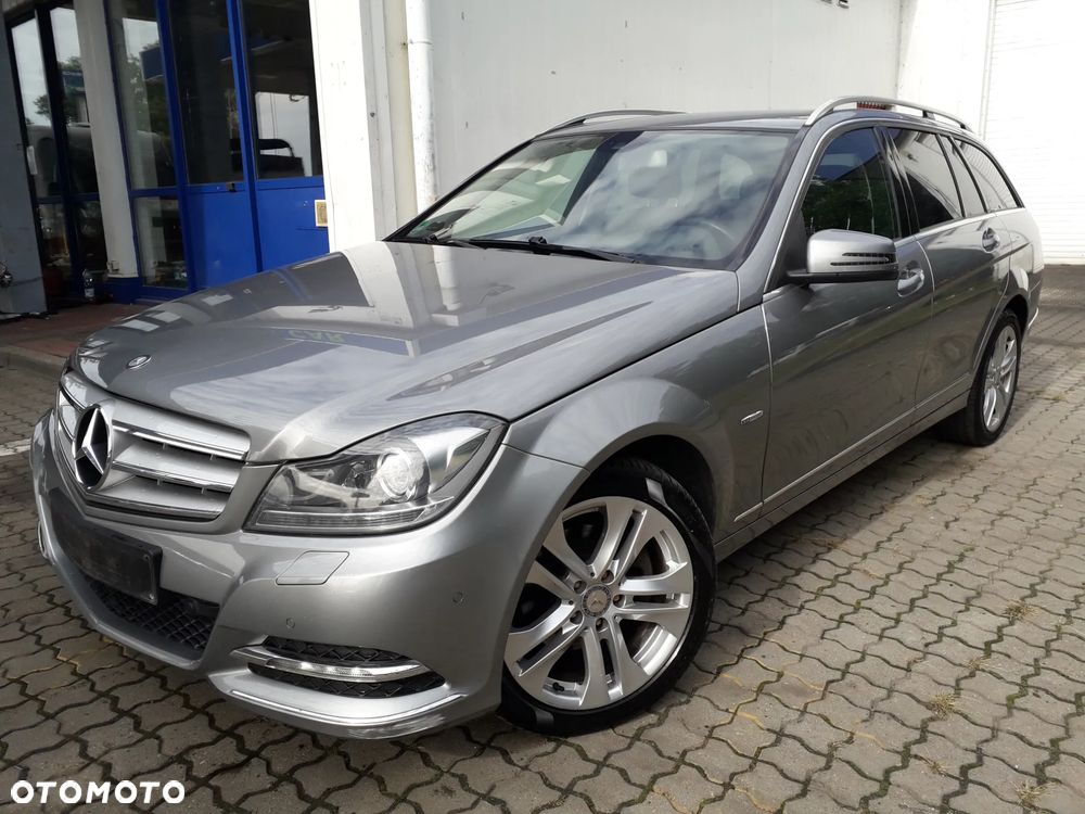 Mercedes-Benz Klasa C 220 CDI 4Matic 7G-TRONIC - 5
