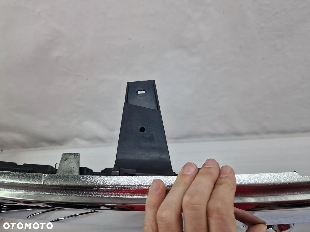 DODGE RAM 08- CHROMOWANA ATRAPA / GRILL PRZEDNI PRZÓD , ŁADNY , NR 1KX58TRMAB / 55277441AB , NR AUKCJI GL697 - 16